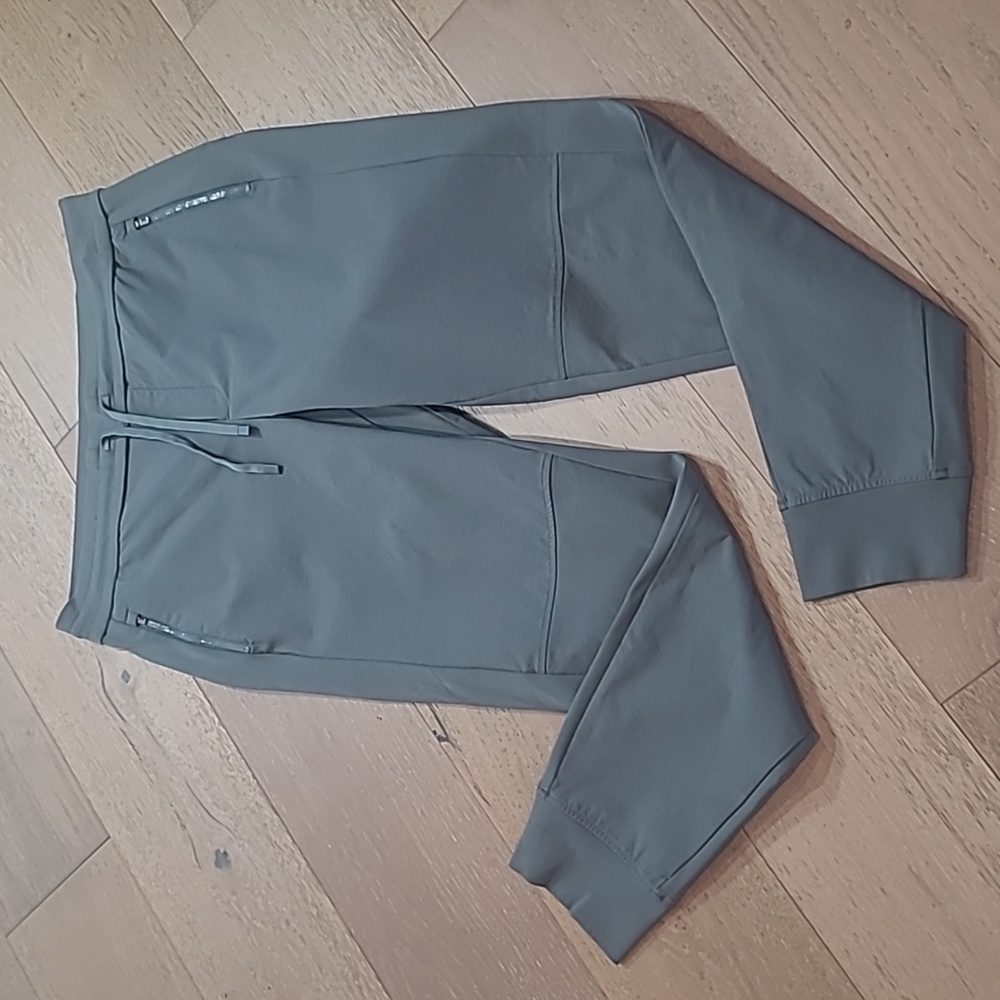 Athleta Joggers Women's sz 14T Grey/Green Headlands Hybrid Trek Jogger Pants